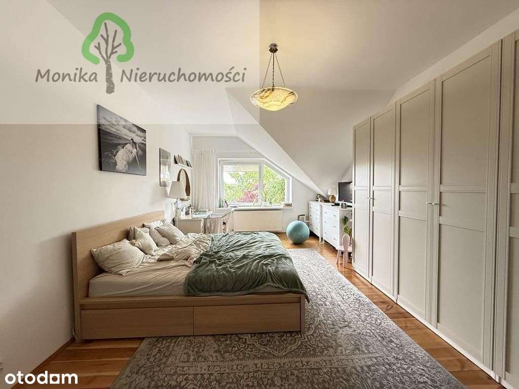 Dom jednorodzinny z lokalem usługowym - blisko par-17