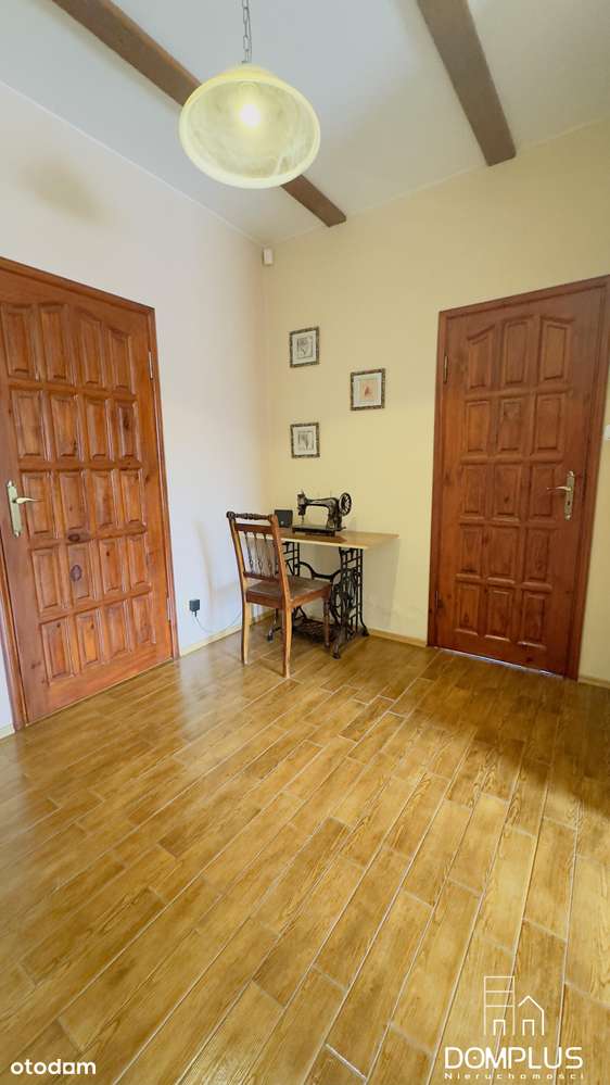 Dom w Lipnicy z Dużą Działką – Idealny do Prowadzenia Biznesu-10