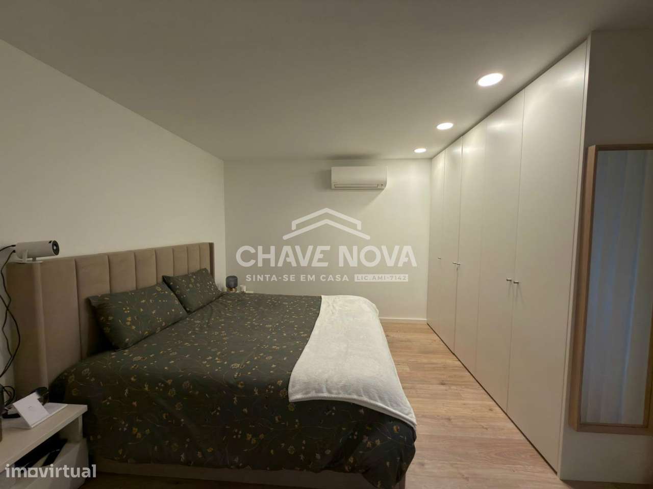 Apartamento T1+1 Santa Marinha de 2023 ao Arrábida Shopping VL8-6