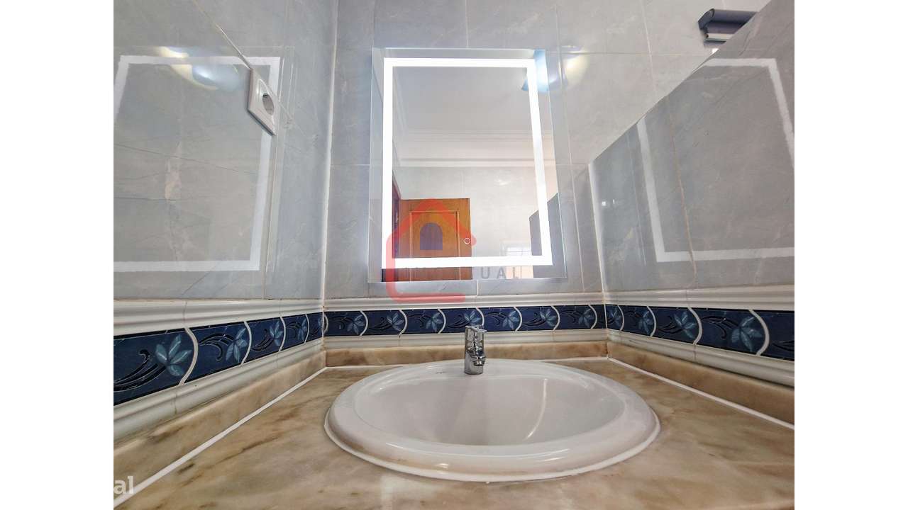 Apartamento T4 em  GAMBIA-PONTES-ALTO DA GUERRA-24
