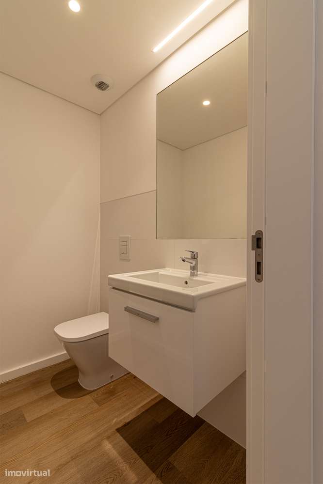 Apartamento T2 Novo a estrear no Condomínio Lago Altear-18