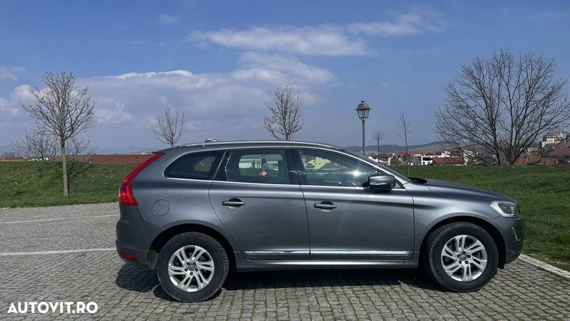 Volvo XC 60 - 4