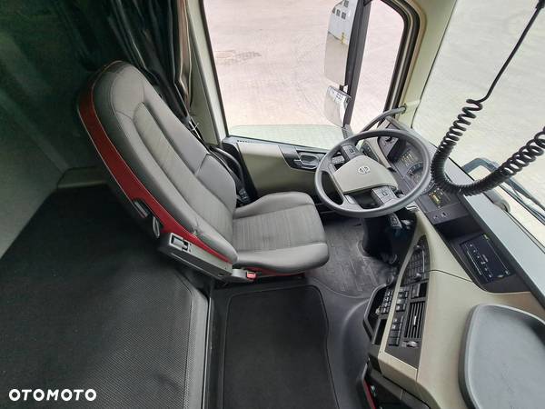 Volvo FH 460 TC - 9