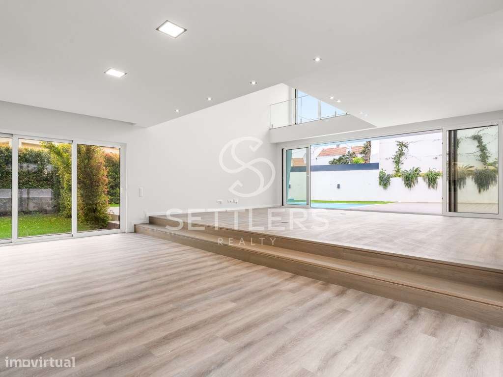 Moradia T4 isolada - Parede-3