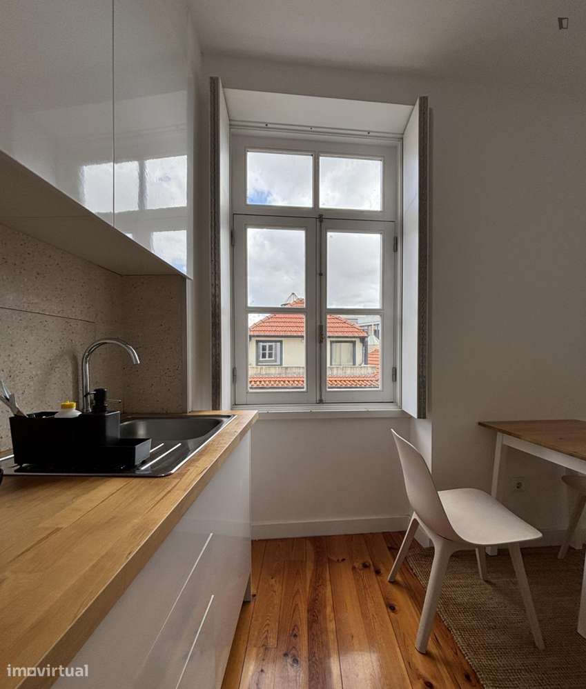 Apartamento com 1 quartos - localizado em Massarelos Porto - Grande imagem: 2/15