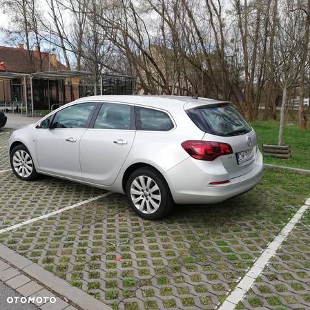 Opel Astra IV 1.7 CDTI Cosmo - 5