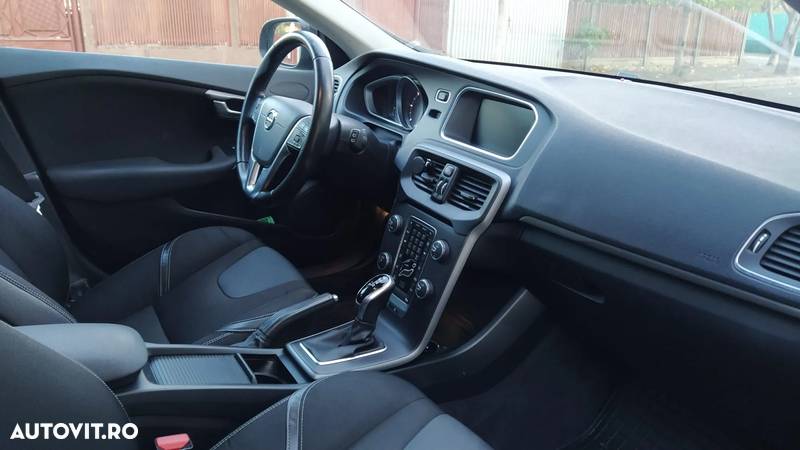 Volvo V40 D2 Aut. Basic - 7