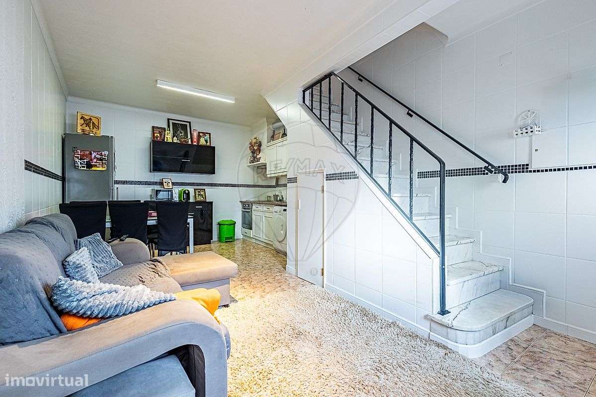 Moradia T2 para venda - Grande imagem: 2/20