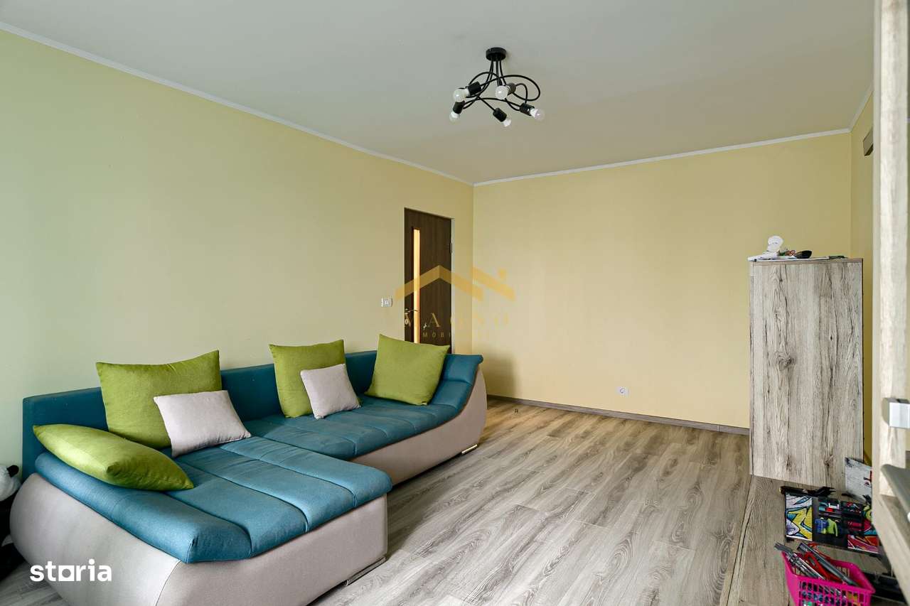 Apartament 3 camere et1 MICALACA 300 / Malul Muresului - Imagine principală: 2/17