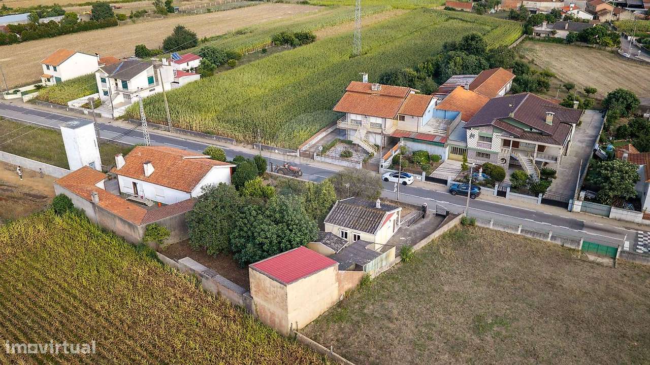 Moradia T2 para venda-25