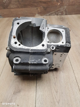 Blok silnik kartery engine Harley Davidson Evo 24563-84B - 3