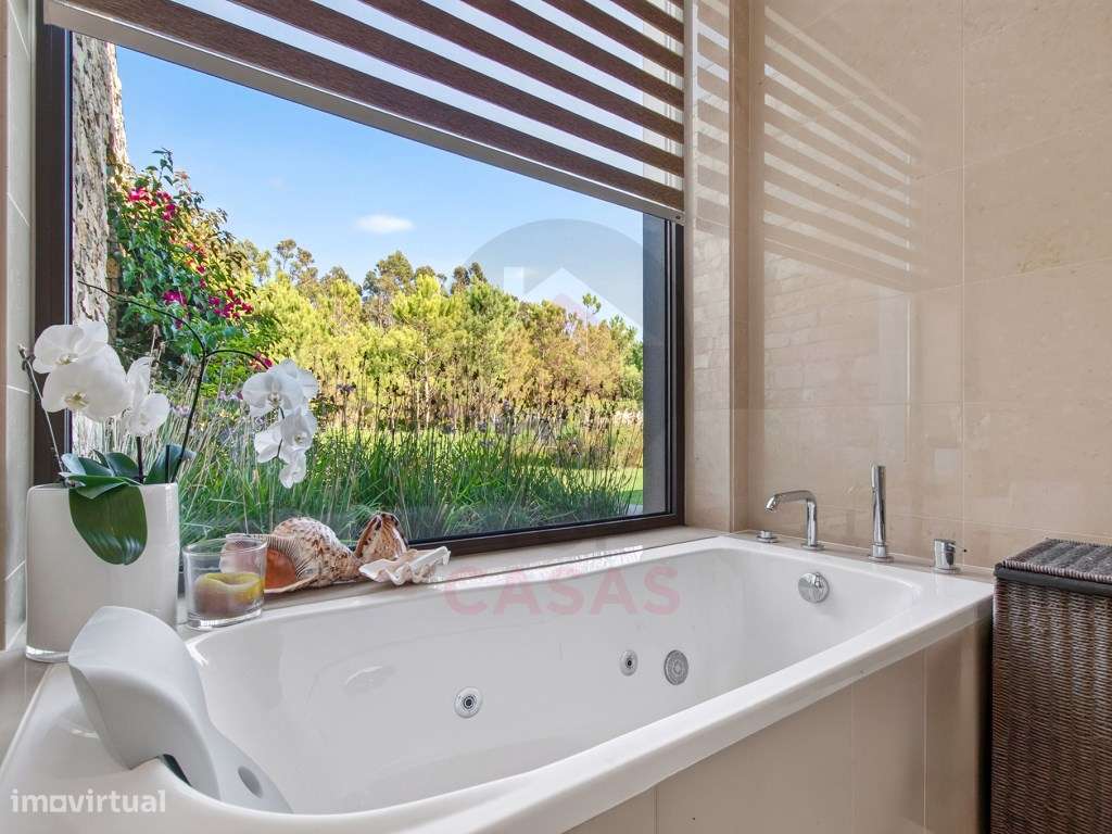 Propriedade contemporânea que combina privacidade, arquitetura e na...-40