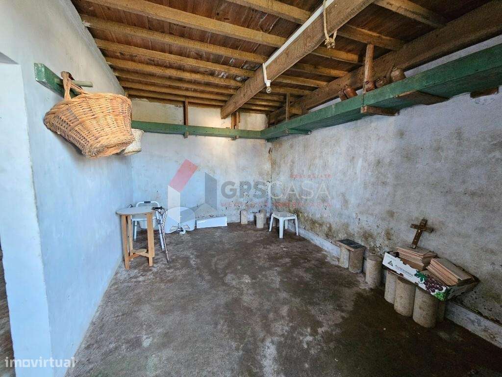 Moradia T4 em Prédio Misto – Fonte do Bastardo-10