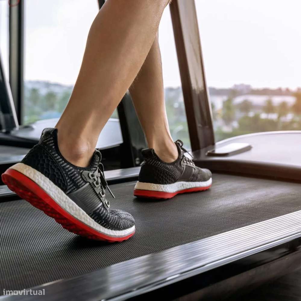 APARTAMENTO T1 PRIMEIRA LINHA DE MAR COM PISCINA NO ROOFTOP-15