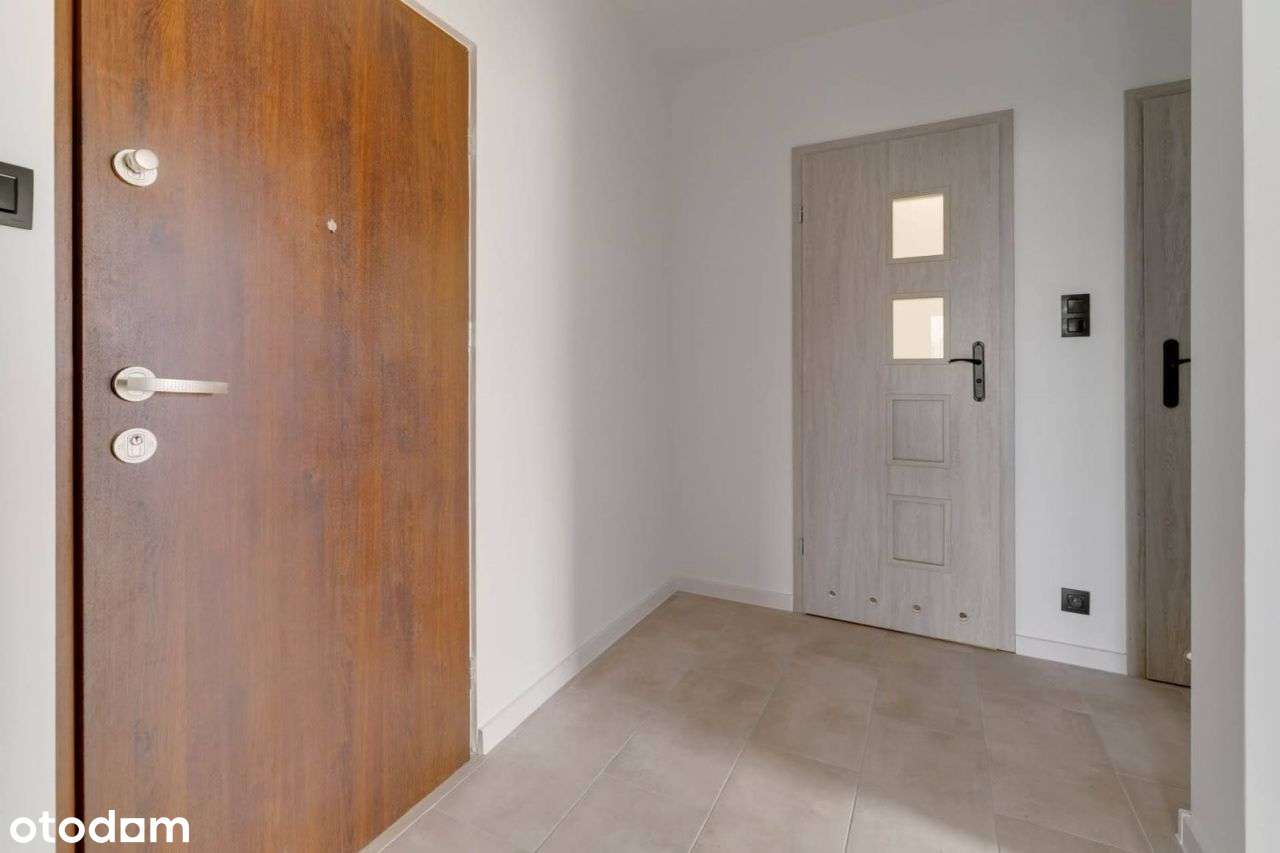 Przytulne Mieszkanie Na Bielanach-4