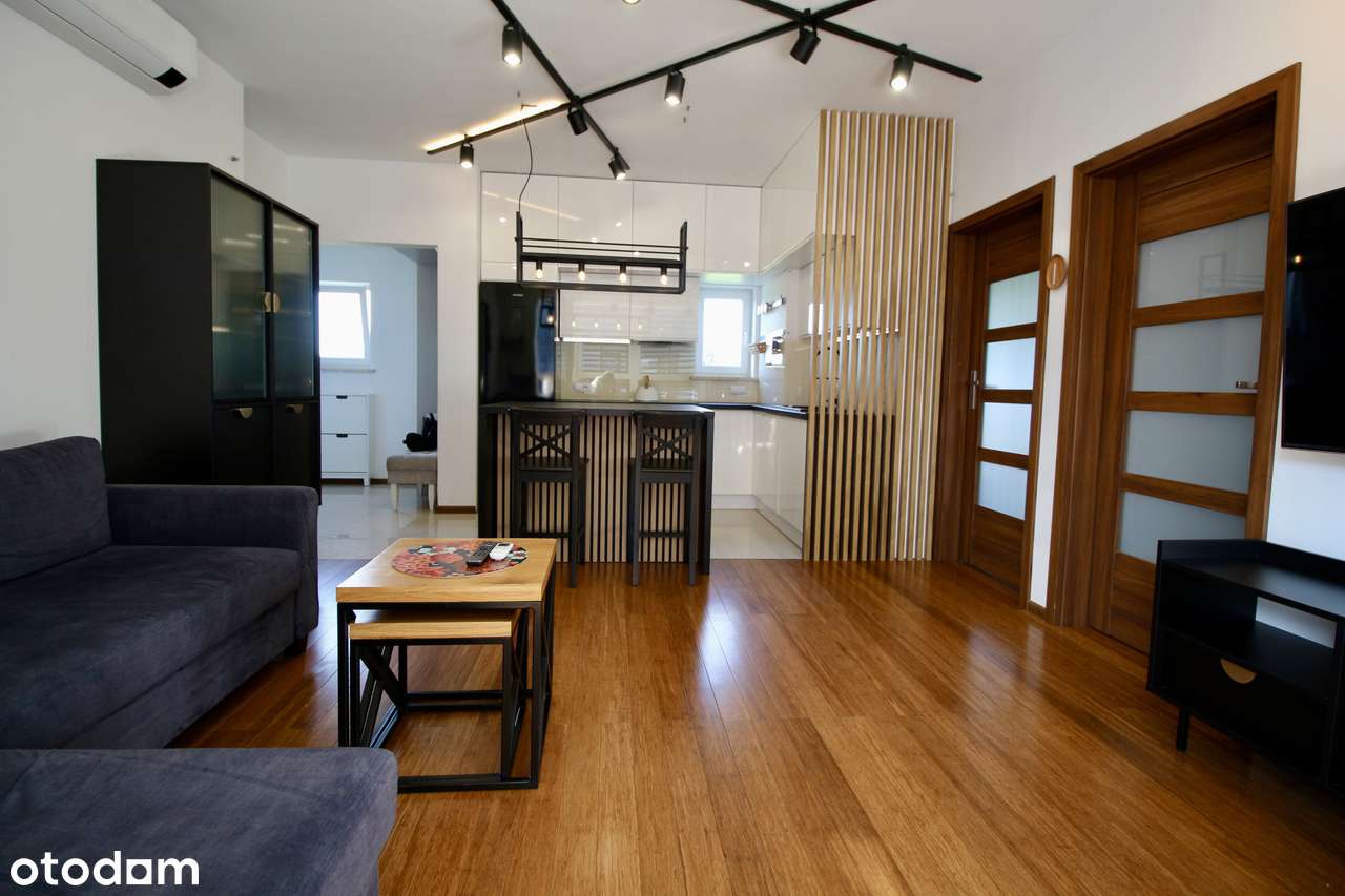 PL/RU 3 pokoje / Od zaraz / Garaż / Balkon / Wielicka / 54 m² / Klima