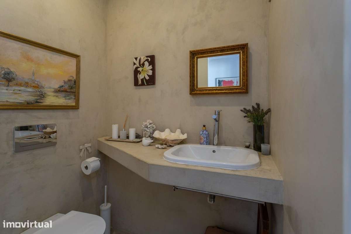 Moradia T4+1 para remodelação Gandarinha em Cascais-14