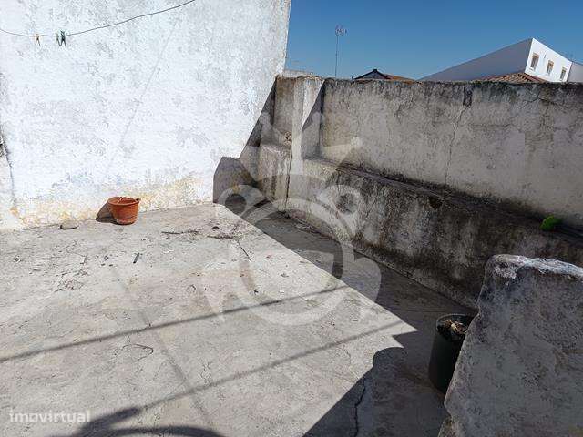 Moradia - centro de Reguengos-43