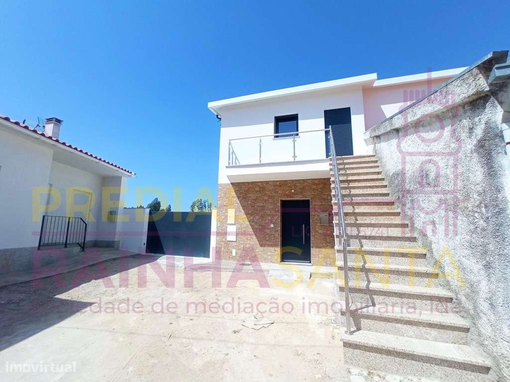 Moradia T3 completamente renovada - com terraços exteriores - São P... - Grande imagem: 4/35