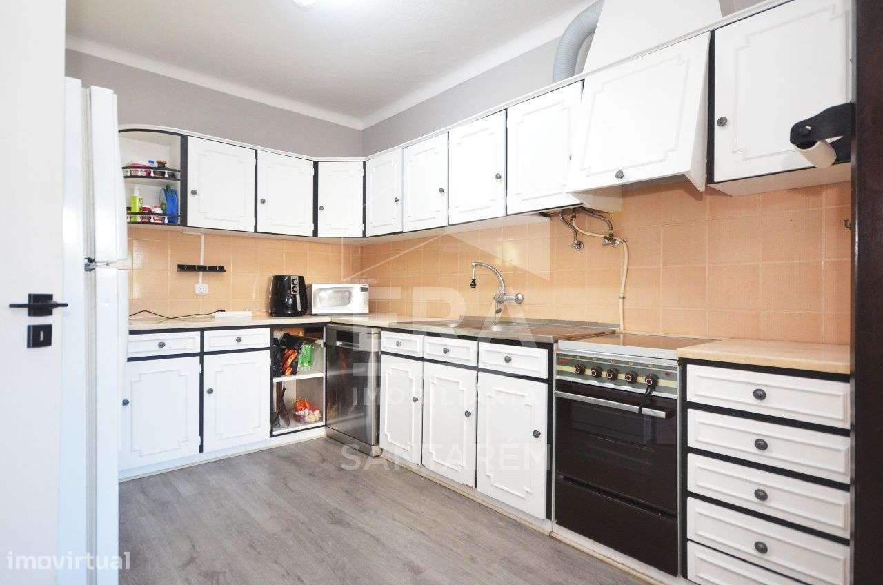 Moradia Térrea de 5 Assoalhadas com Quintal - Grande imagem: 3/19