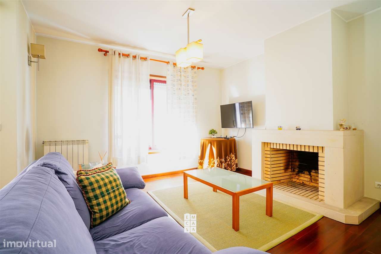 Apartamento T2 Venda em Oliveira de Azeméis, Santiago de Riba-Ul, Ul, - Grande imagem: 2/37