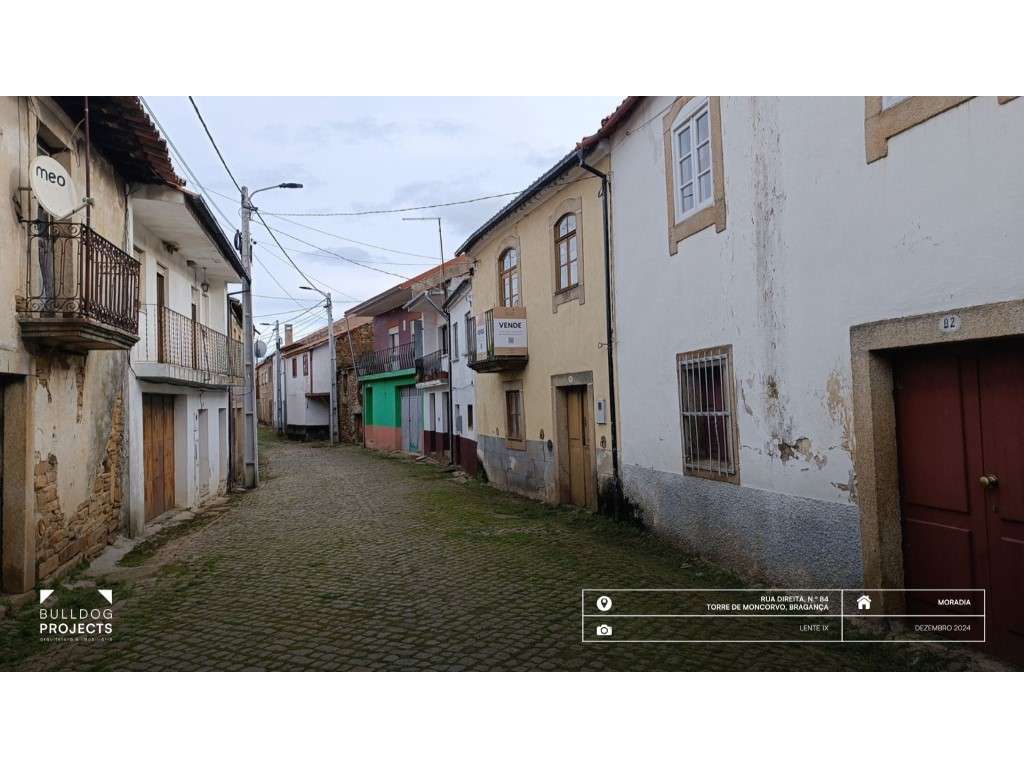 Moradia com 9 assoalhadas na Rua Direita, Carviçais-6