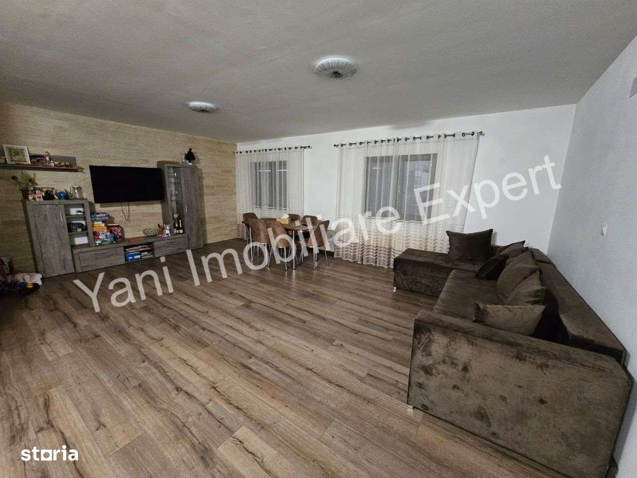 Casă de vânzare în comuna Albeștii de Argeș - Imagine principală: 4/20