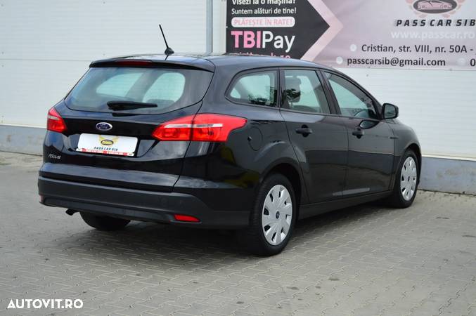 Ford Focus Turnier 1.5 TDCi ECOnetic 88g Start-Stopp-Sy Business - 4