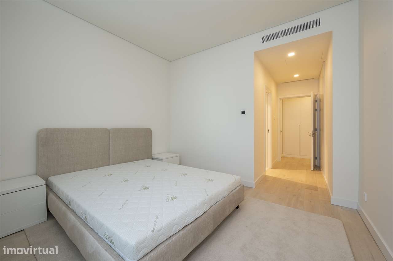 Apartamento T2 na Urb. Bayview, Cascais.-37