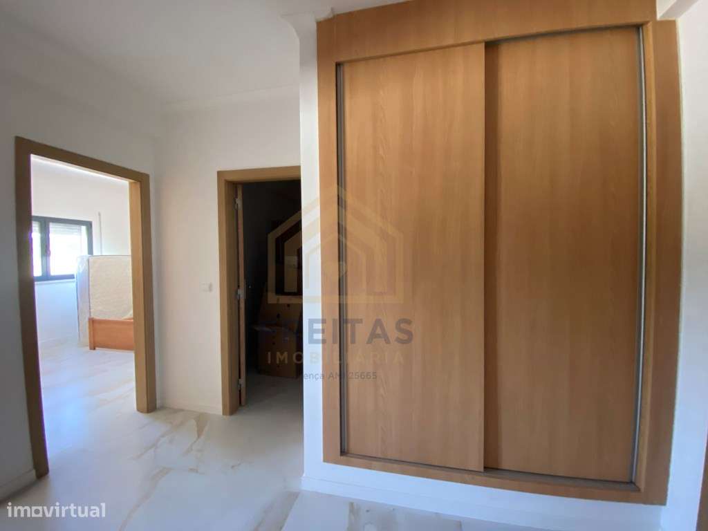 Moradia em Santo Estevão-5