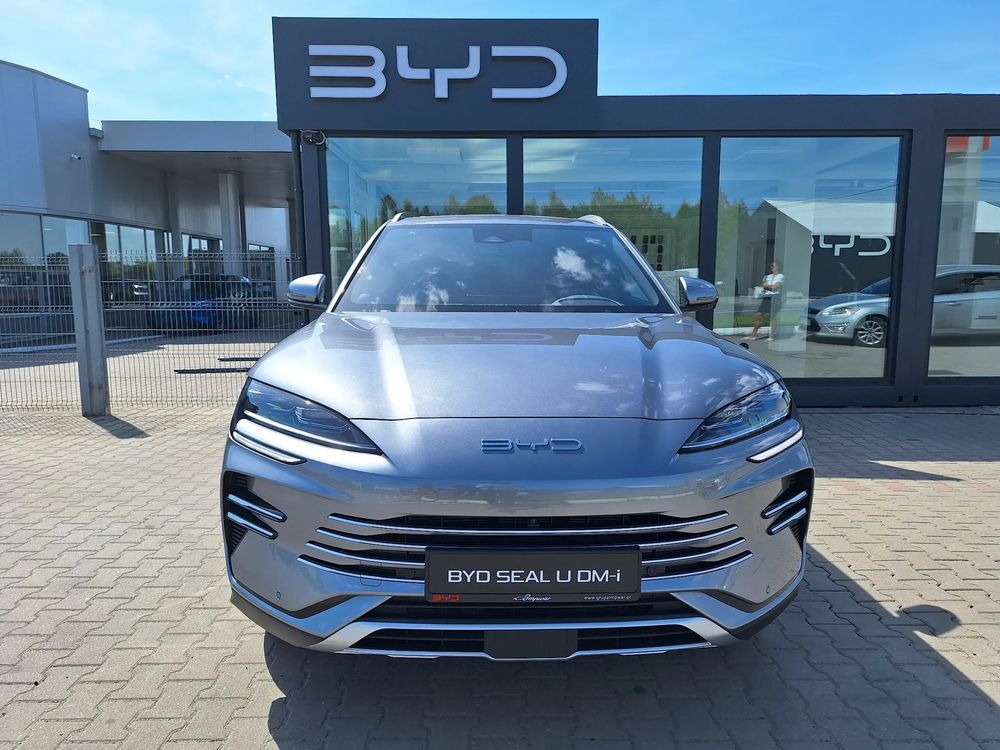 Zasięg 1080 km / Head-UP / Audio Infinity / Kamera 360