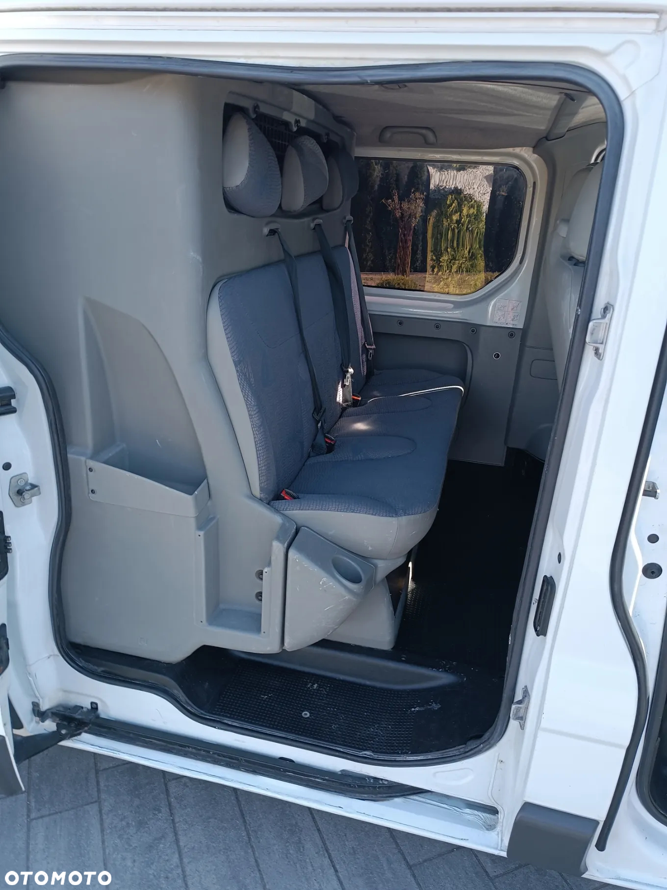 Renault Trafic - 15