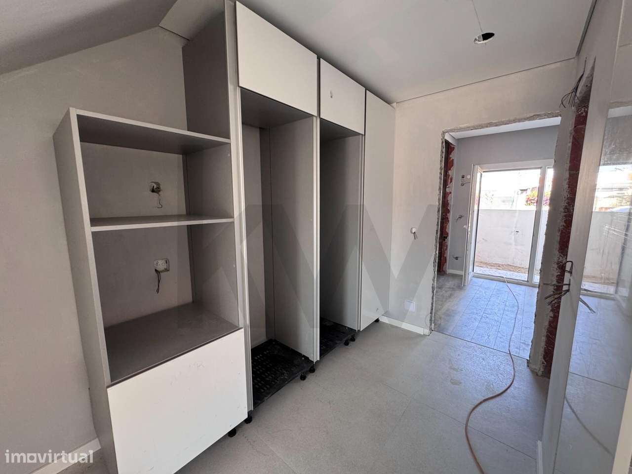 Moradia Geminada T3 com 2 suites, centro Fernão Ferro-7