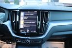 Volvo XC 60 B5 D AWD Momentum - 16