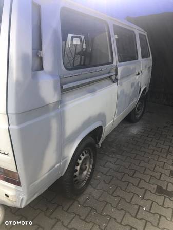 Volkswagen Transporter - 17