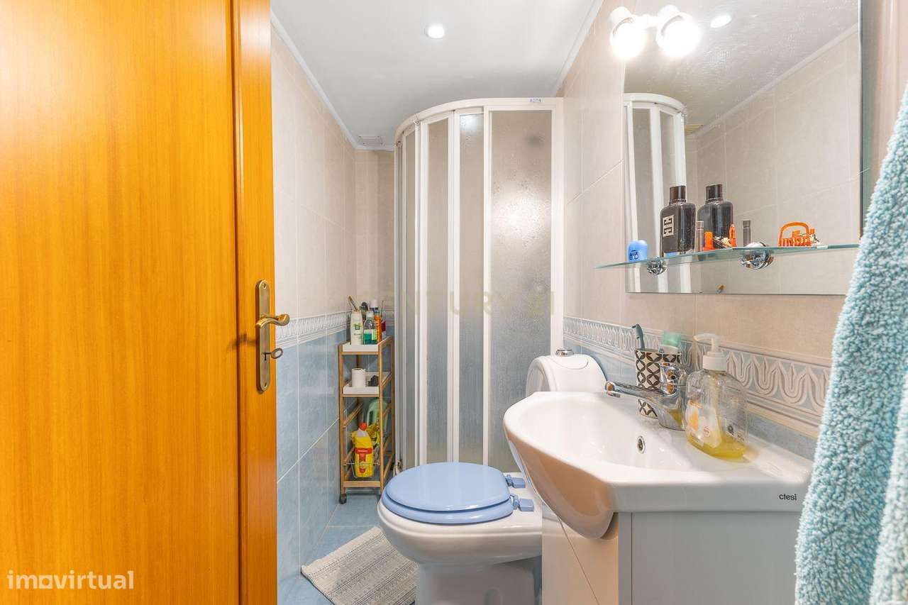 Moradia em Banda T4 | 3 Pisos | Aldeia de Paio Pires 490.000 € | 249 m-30