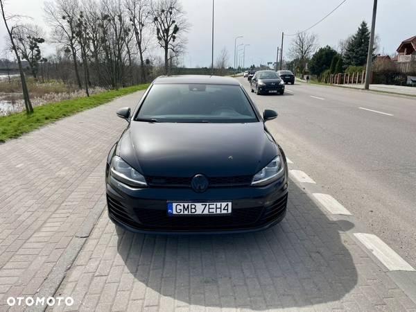 Volkswagen Golf VII 2.0 TDI BMT GTD - 1