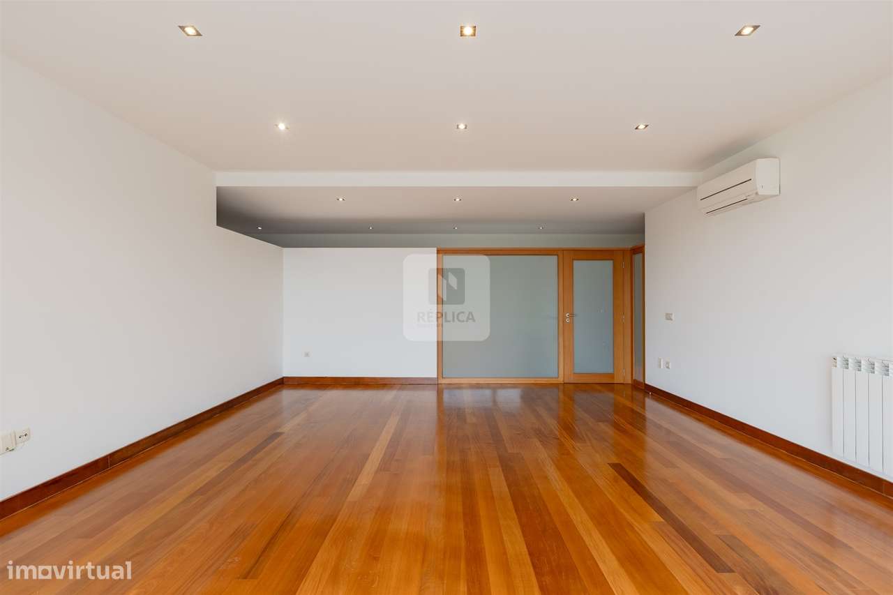 T3 Varanda Vista Mar em Arcozelo | T3 Granja | T3 Vila Nova Gaia - Grande imagem: 4/25