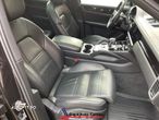 Porsche Cayenne Tiptronic S Platinum Edition - 13