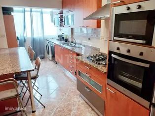 Apartamento T3 totalmente remodelado em Marvila