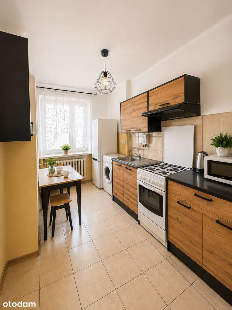 Przestronne 2 pokojowe mieszkanie w Centrum