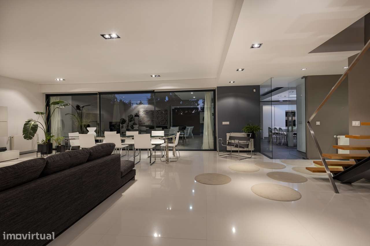 Moradia isolada T6 lote de 1002m2 piscina Sesimbra-17