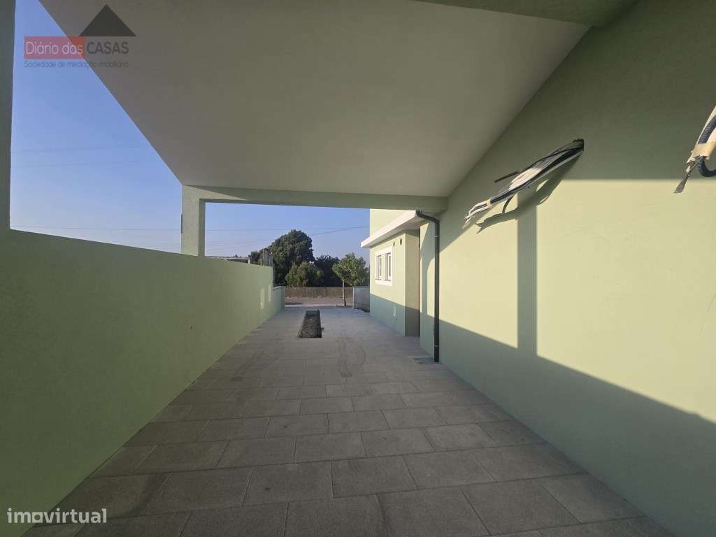 Moradia geminada T4 em Aveiro - Gafanha do Carmo-10