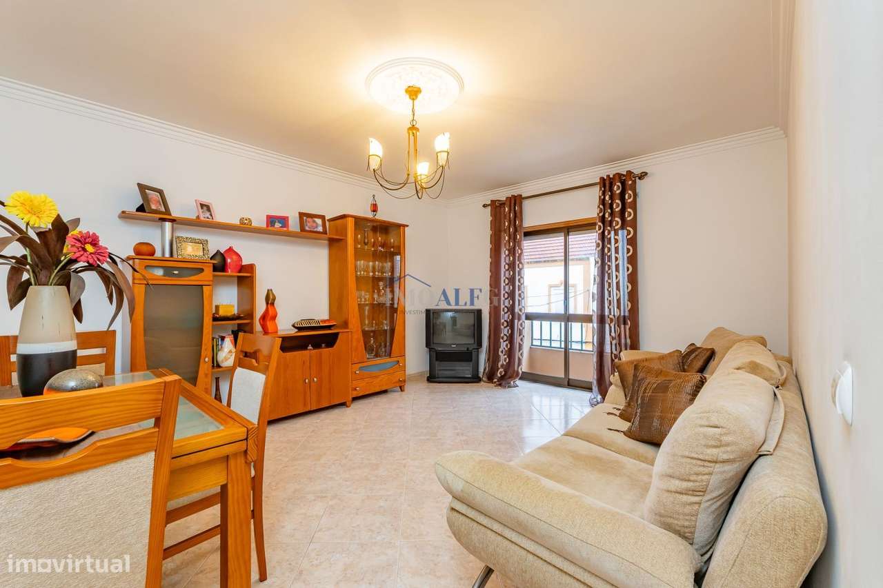 Apartamento T2 na Baixa da Banheira, com arrecadação - Grande imagem: 5/21