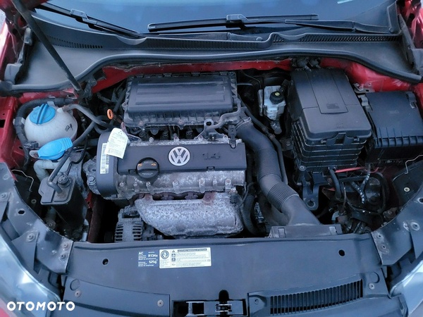 Volkswagen Golf - 33