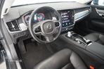 Volvo V90 2.0 T8 Momentum AWD Geartronic - 13