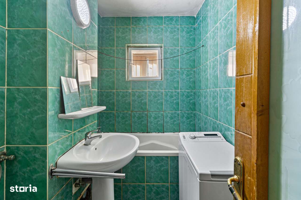 Vânzare apartament 3 camere Brașov, strada Sitarului-5