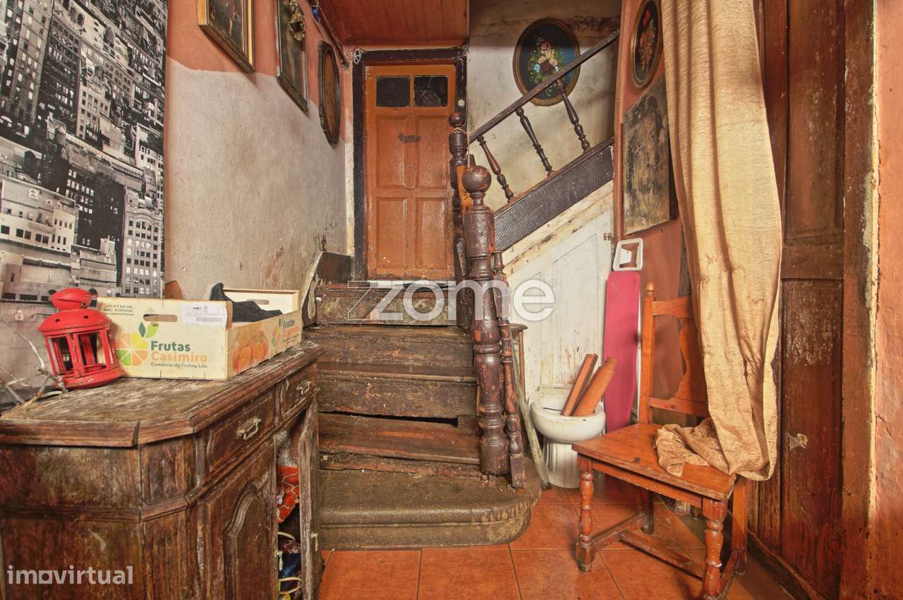 Prédio na rua da Boavista-Braga - Grande imagem: 5/17