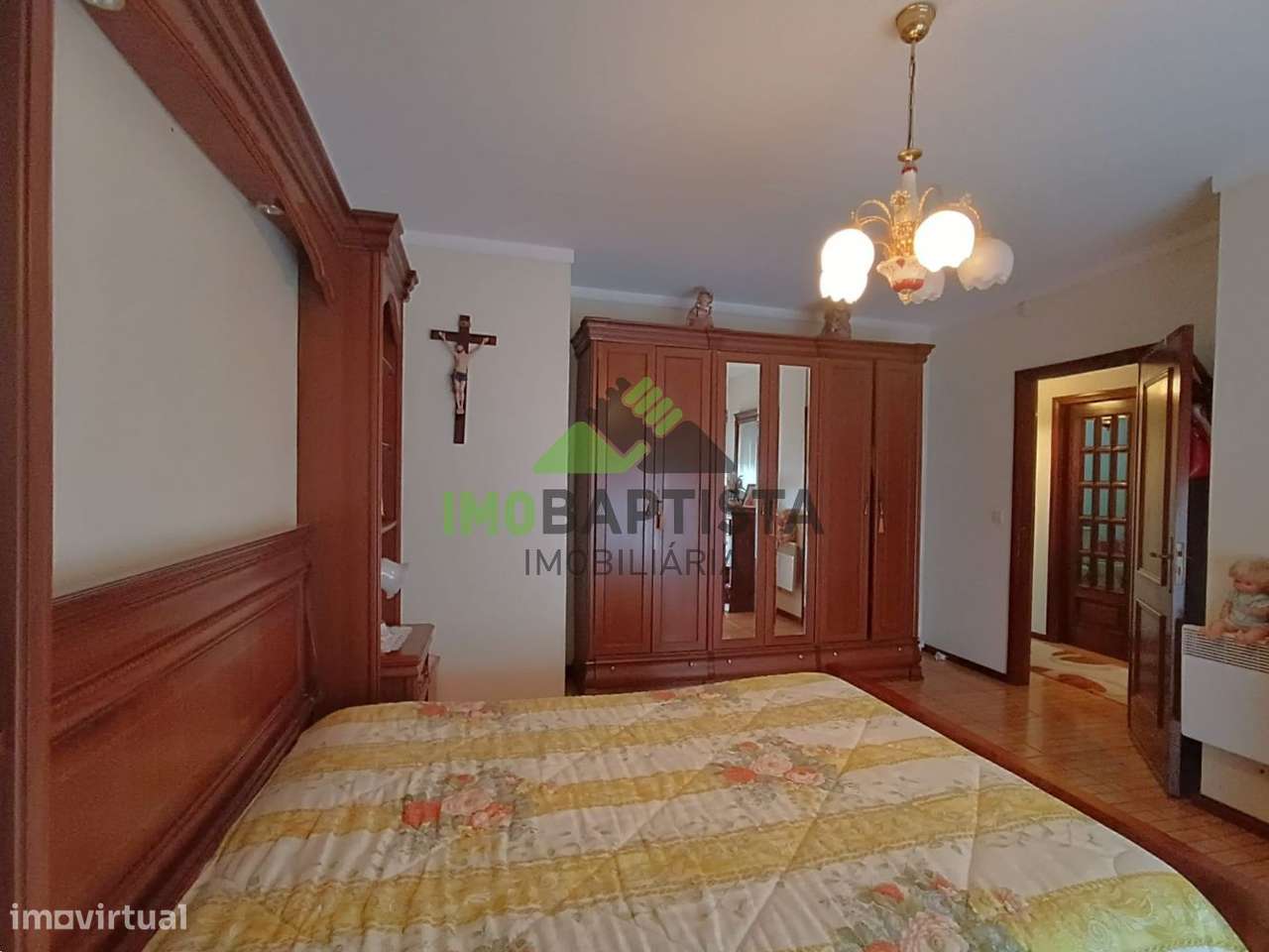 Moradia V3 Isolada nas Caldas de São Jorge-11