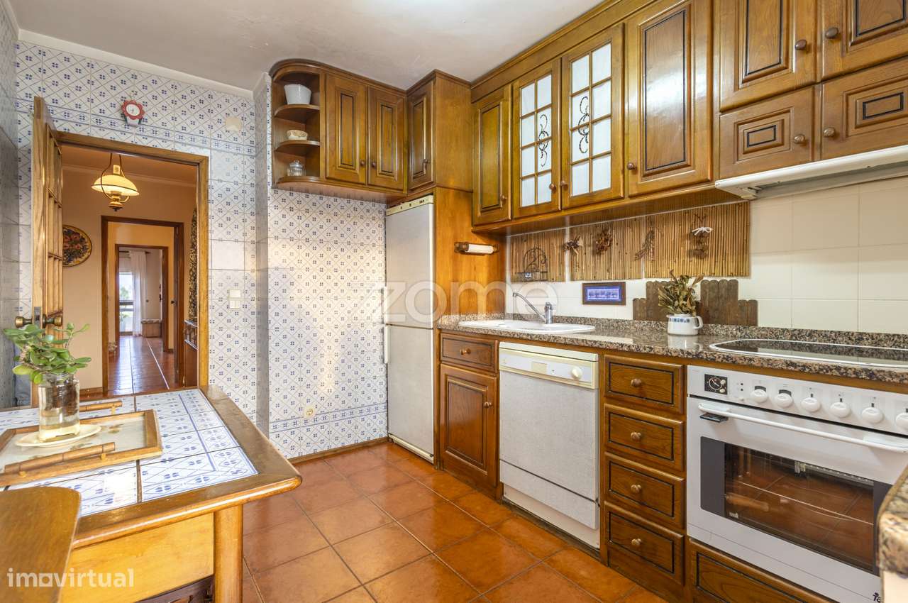 APARTAMENTO T2+1 COM GARAGEM EM GAIA - Grande imagem: 5/21